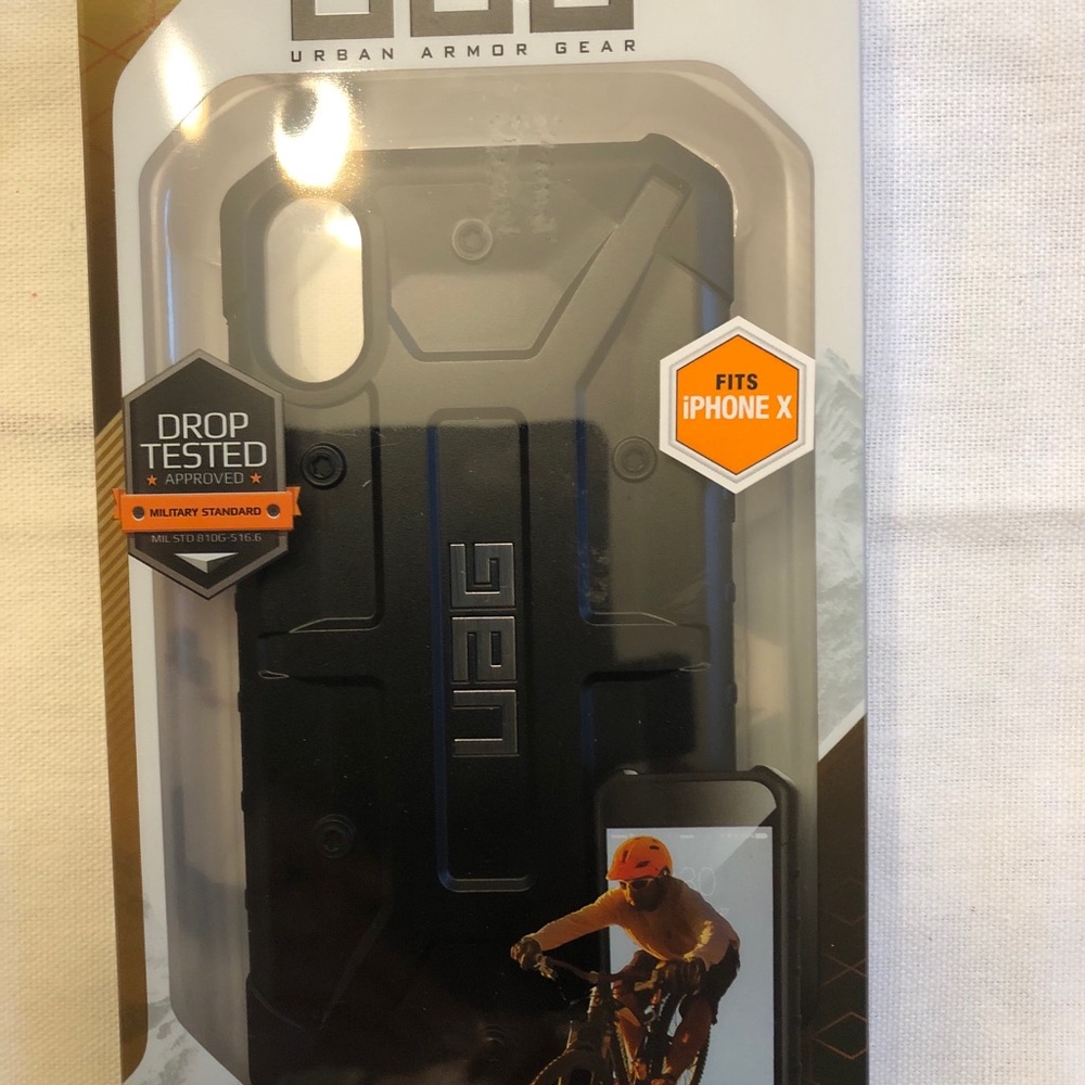 URBAN ARMOR GEAR UAG iPhone Xs/X [5.8-in